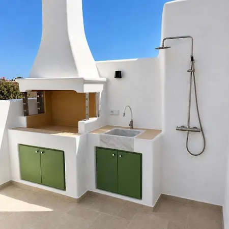 Sofia Traditional Cycladic Living Parikia (Paros)